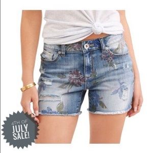 NWT Printed Blue Jean Shorts - Size 12